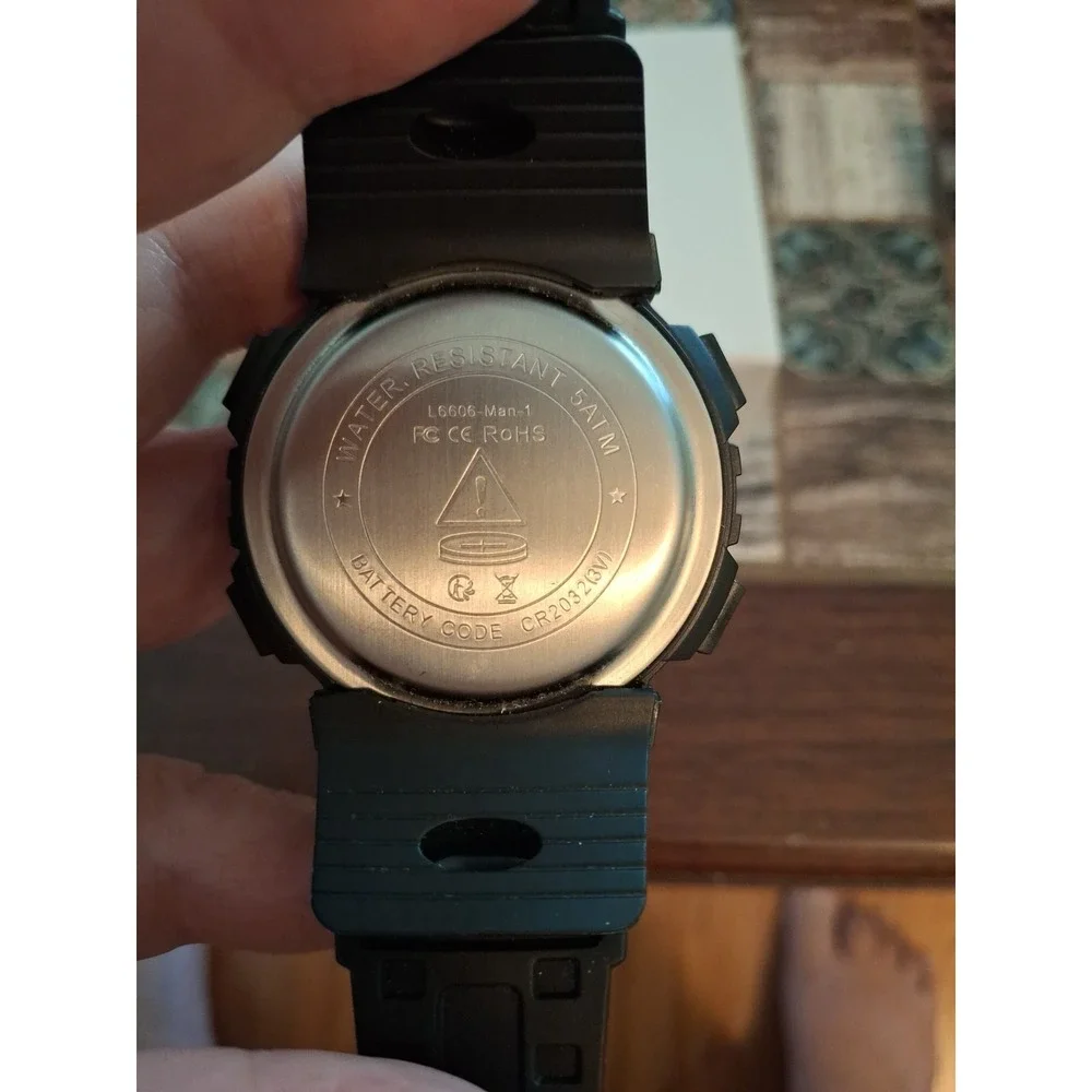 NIB Lavaredo Mens Digital Watch. Blk/Grey,LED Backlight,date,alarm,stopwatch.